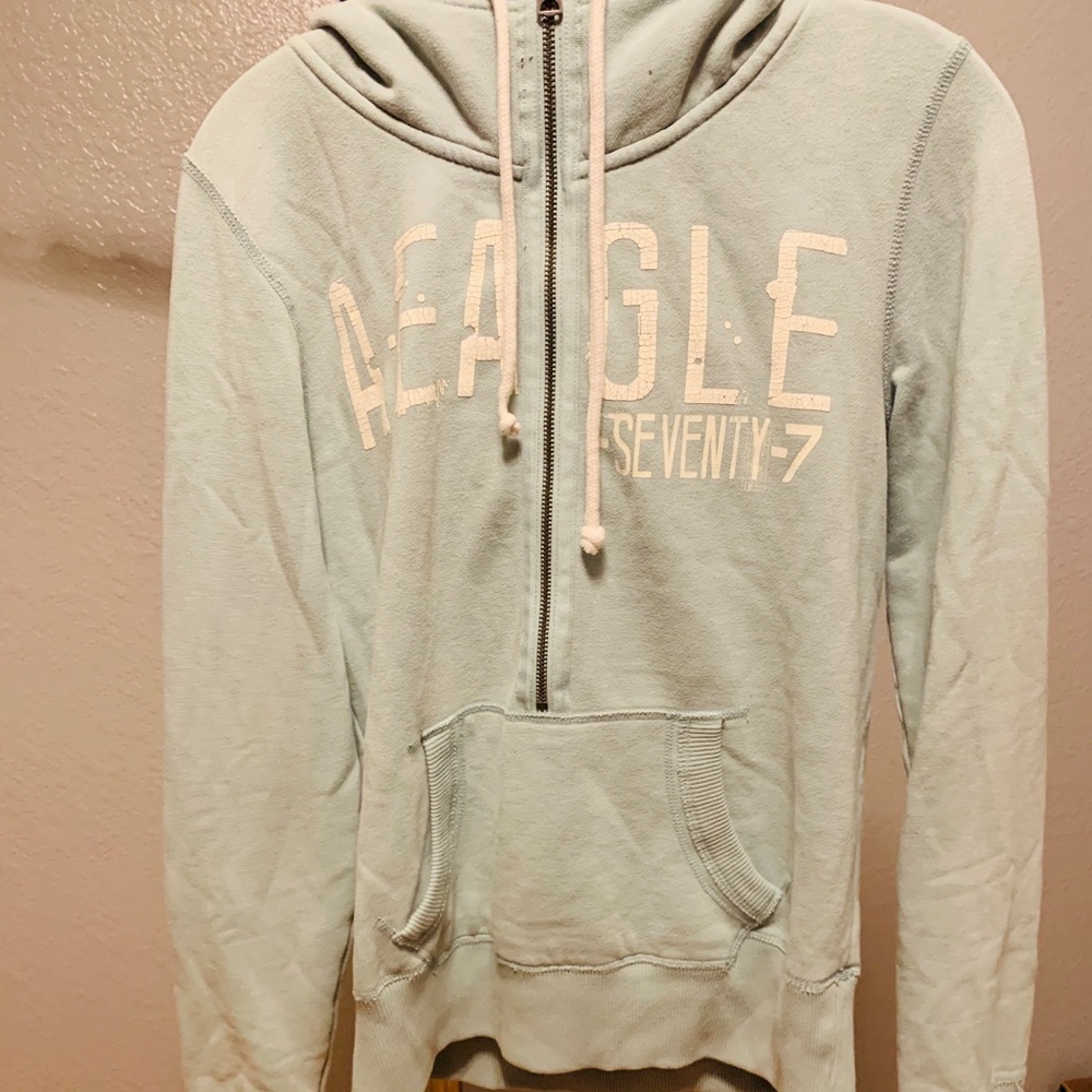 American eagle sweat shirt